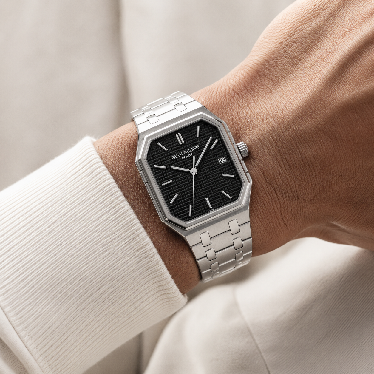 Patek Philippe Cubitus Classic Steel - Black Dial